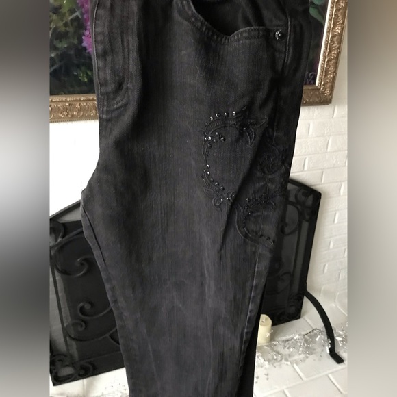 Ralph Lauren Premium Beaded Embroidered Jeans - Picture 8 of 9